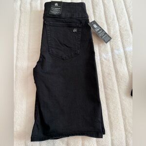 Black Denim Jean shorts / Fever Bermuda